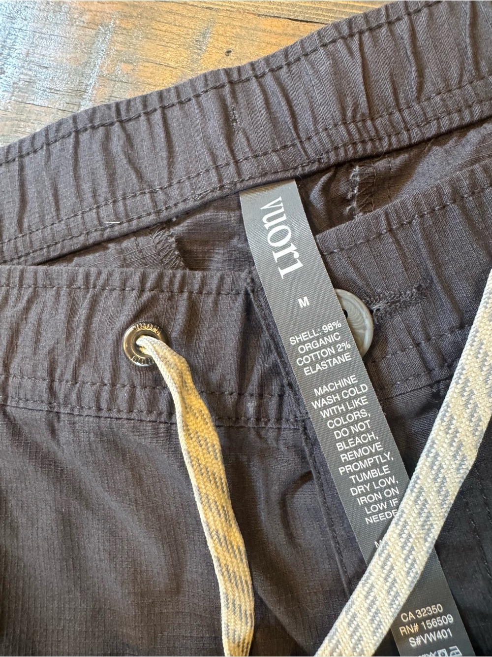 Vuori RIPSTOP Pants Charcoal sz Medium LIKE NEW - Picture 3 of 5